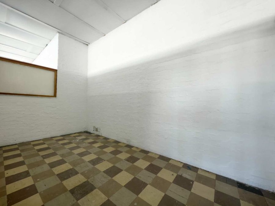 To Let commercial Property for Rent in Maitland Western Cape